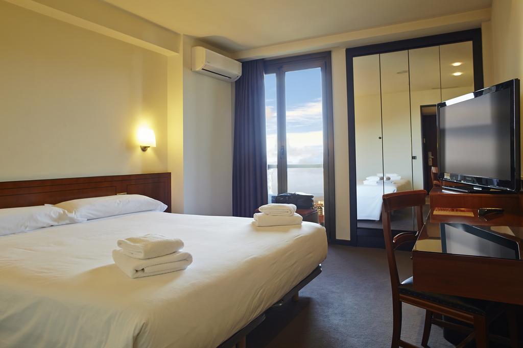 New Hotel Oviedo Ngoại thất bức ảnh